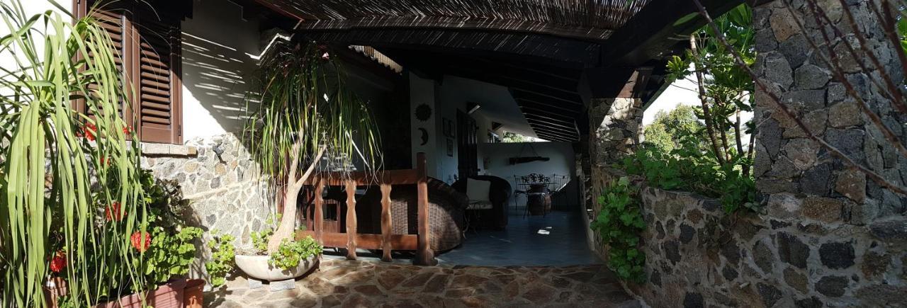 B&B Il Giardino Arbus Ngoại thất bức ảnh