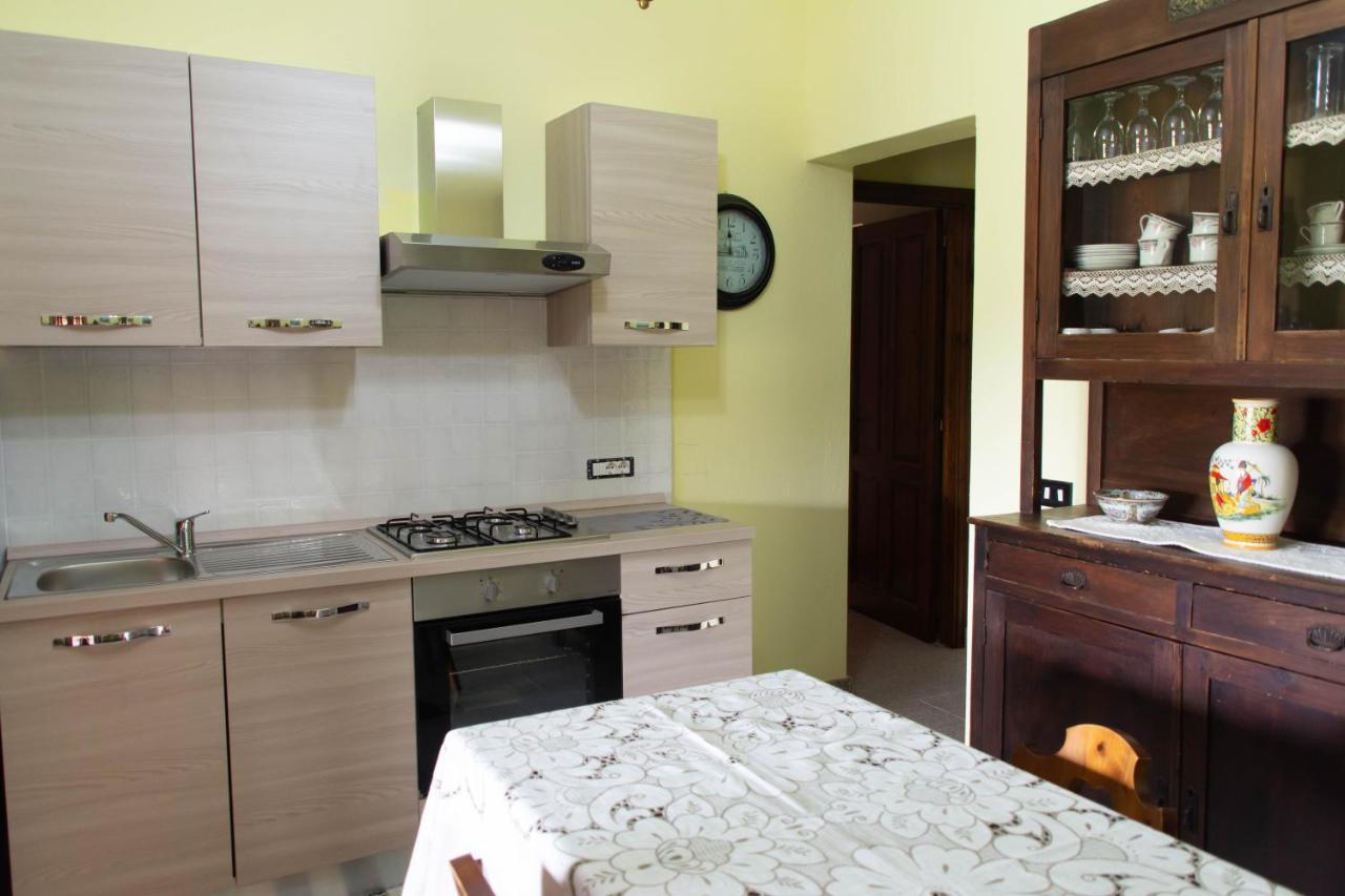 B&B Il Giardino Arbus Ngoại thất bức ảnh