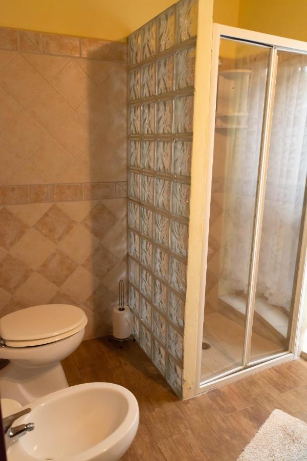 B&B Il Giardino Arbus Ngoại thất bức ảnh