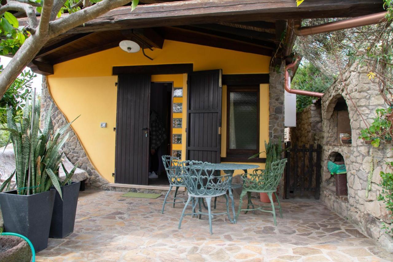 B&B Il Giardino Arbus Ngoại thất bức ảnh